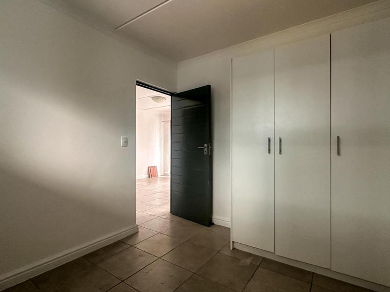 To Let 2 Bedroom Property for Rent in Glenhaven Western Cape